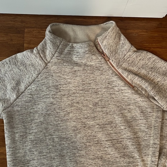 Athleta Cozy Karma Asym Pullover, Oatmeal Heather with Rose Gold Zipper, small - Picture 2 of 9